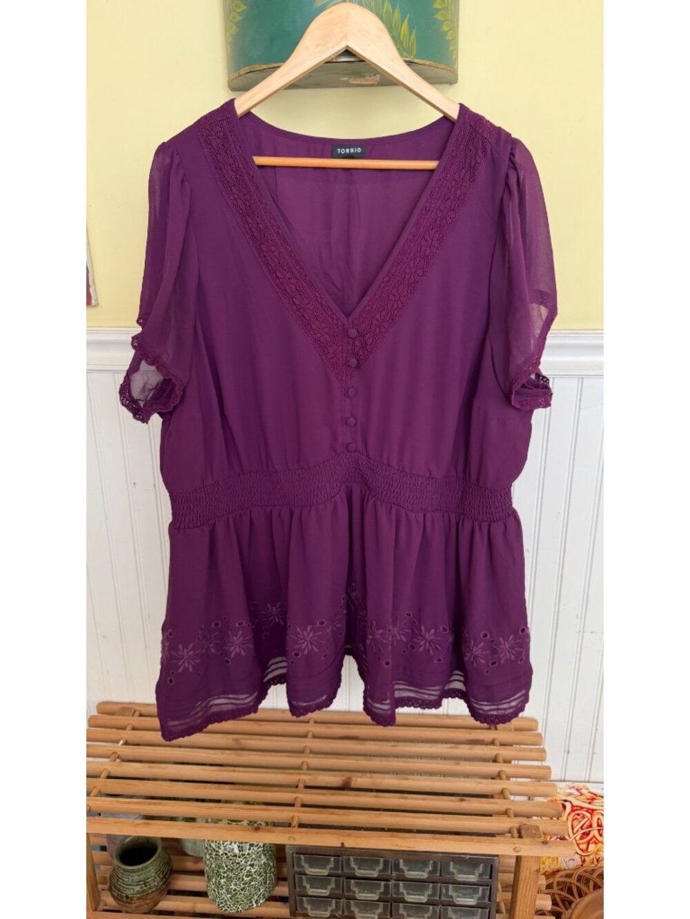 Torrid Purple Lace Trim V-Neck Short Sleeve Tunic Top Size 3x 100% Polyester